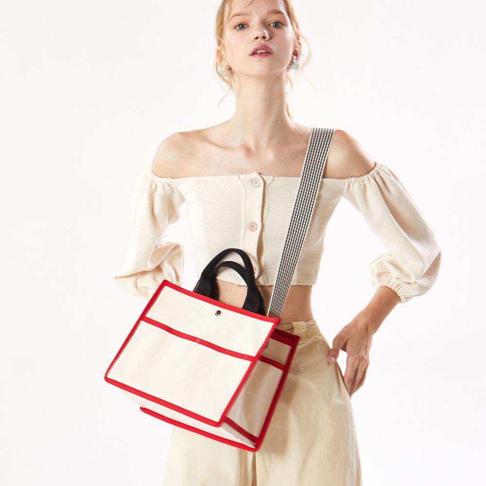 FRAM Shoulder Bag - Heart Ivory