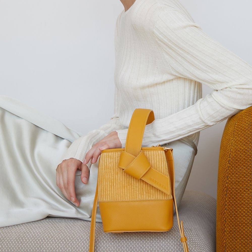 Swedish-inspired Minimalist Bags by OSTKAKA | Sift & Pick