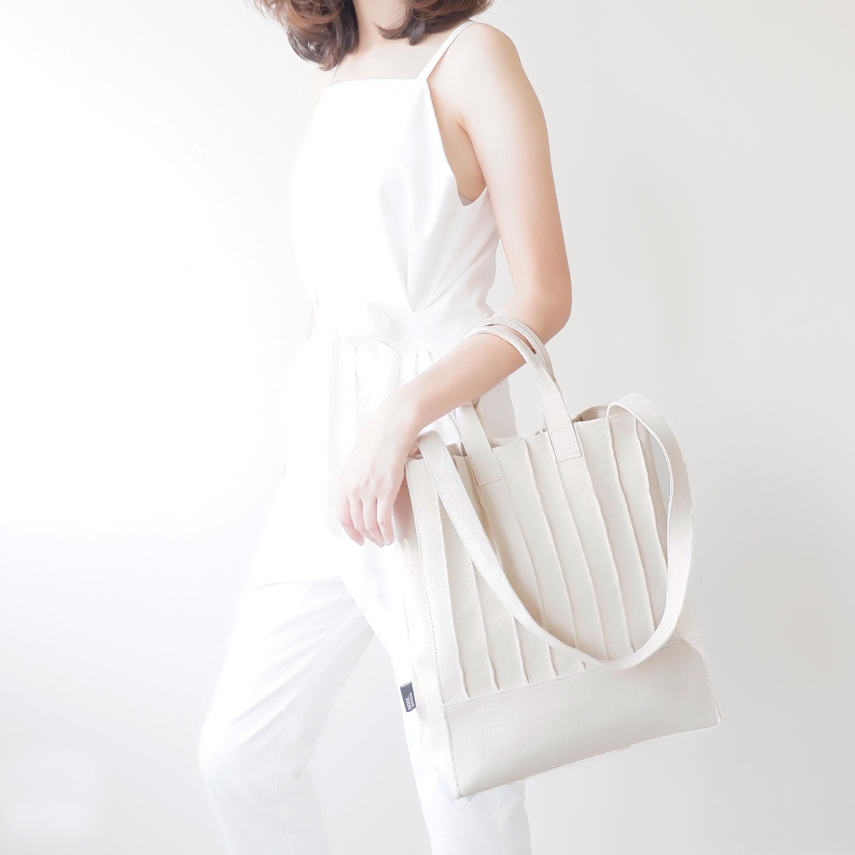 Pleat Tote - Natural White 