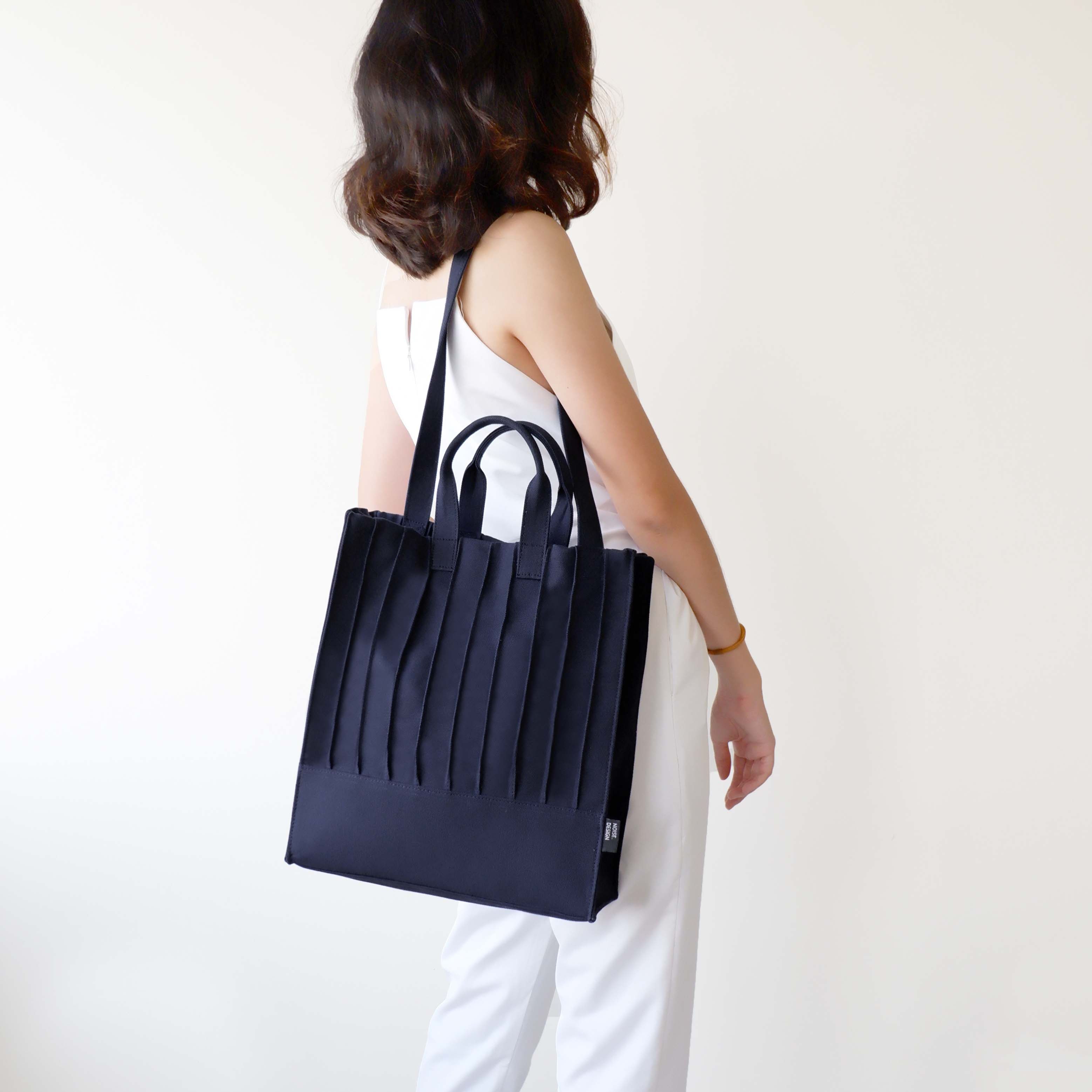 Thailand Designer Bag Bangkok BKK MOS.BOUTIQUE Grace in navy